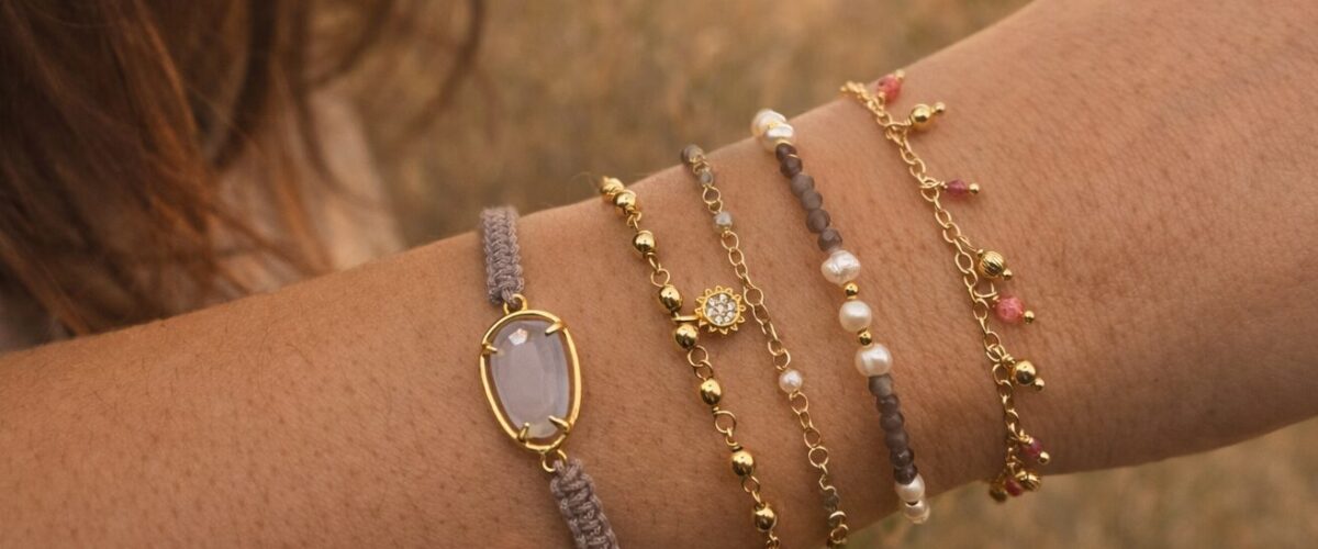 Descubre nuestras pulseras Pulseras artesanas Samaruc Joyas en plata y piedras naturales