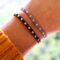 pulsera macramé plata greca