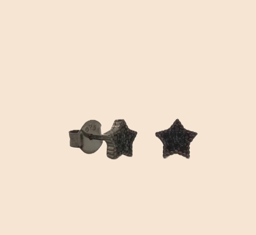 Pendiente estrella negro